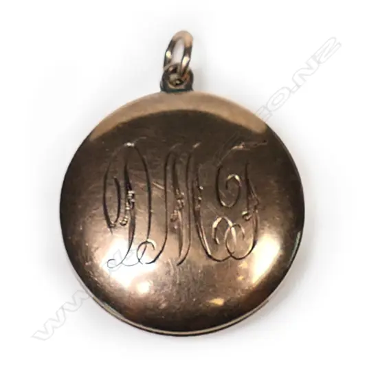 Frank Grady 9ct gold photo locket,